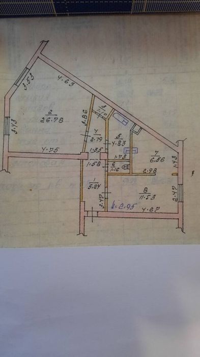 Продается двухкомнатная сталинка с автономкой на ЮГОКе
