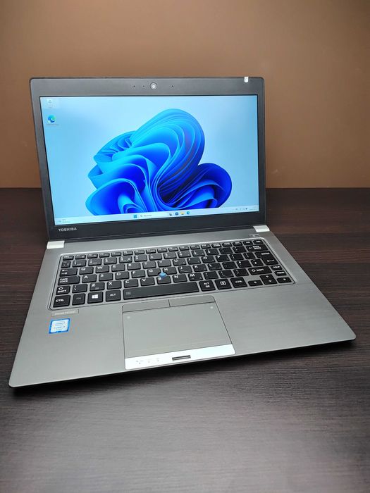 LAPTOP | Toshiba Portege | FHD | i5-6200U | 16GB RAM | 256SSD | Win11
