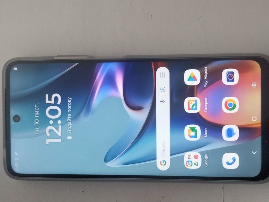 Телефон Motorola E15 4/64 GB