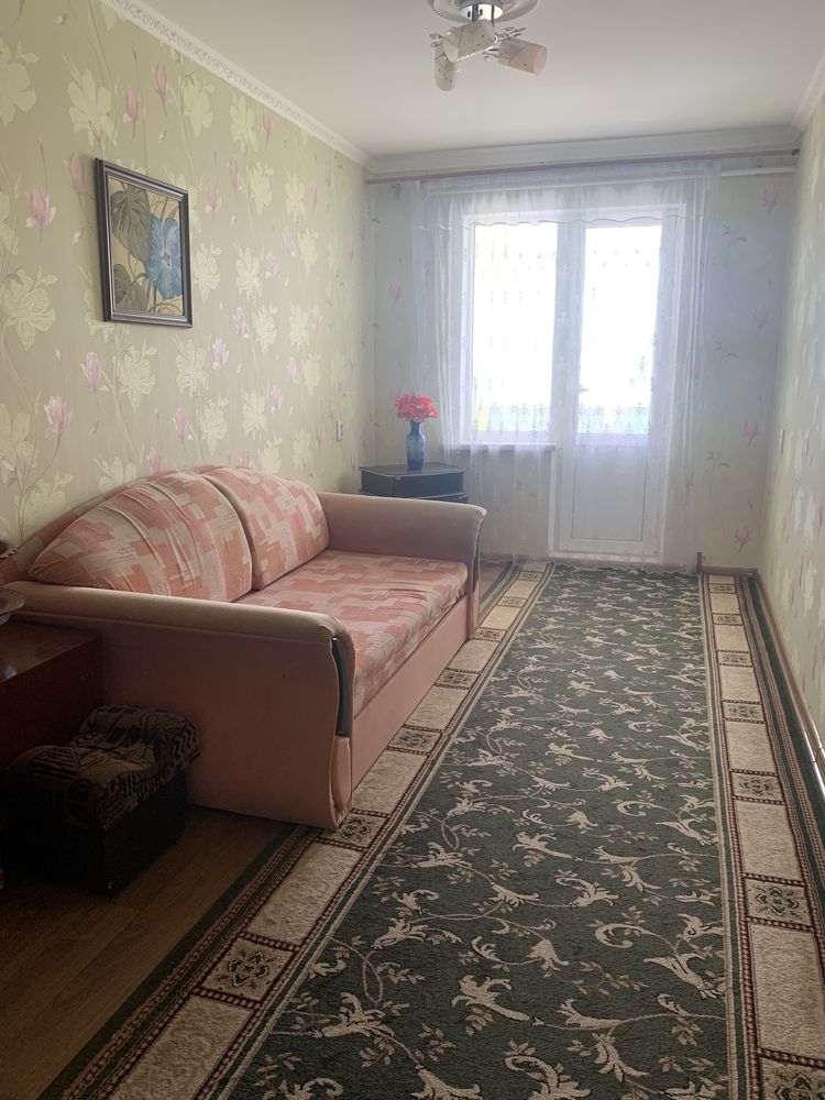 Сдаю 3 к в Центре напротив Маркплазы(можно 2-3 мес)