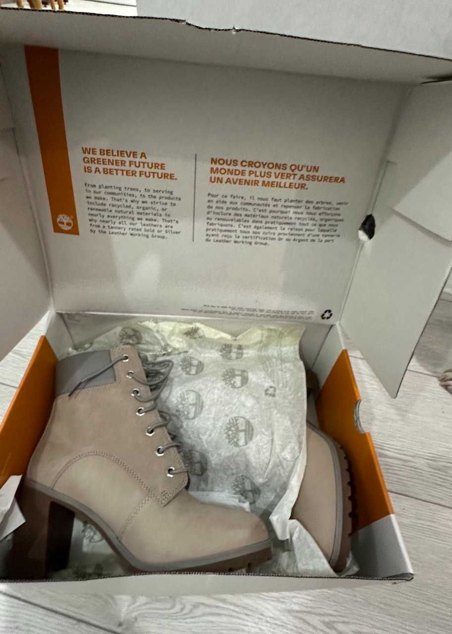 Жіночі черевики Timberland Allington 6 in Light Taupe Nubuck