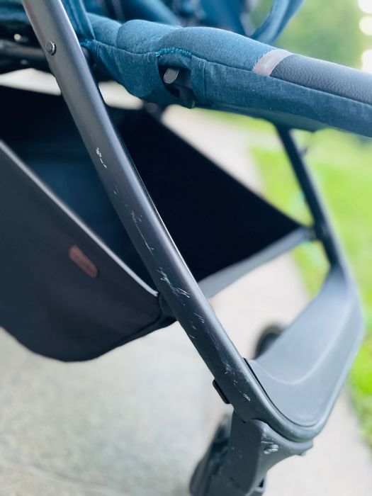 Коляска прогулянкова Carrello Bravo