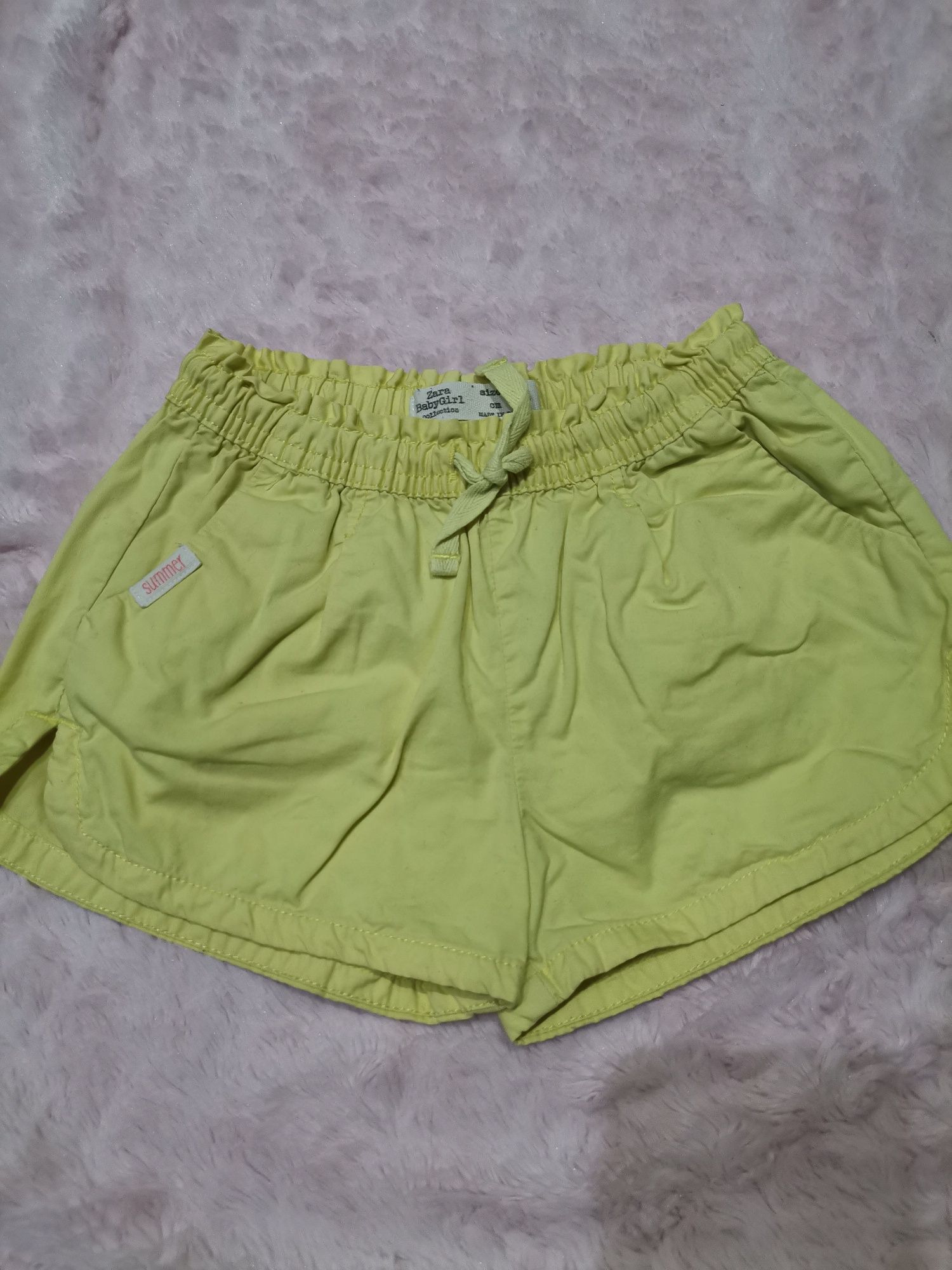 Lote de roupa de menina 3/4 anos