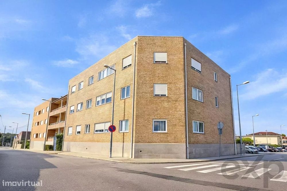 Fantástico apartamento T3 renovado em Leça do Balio