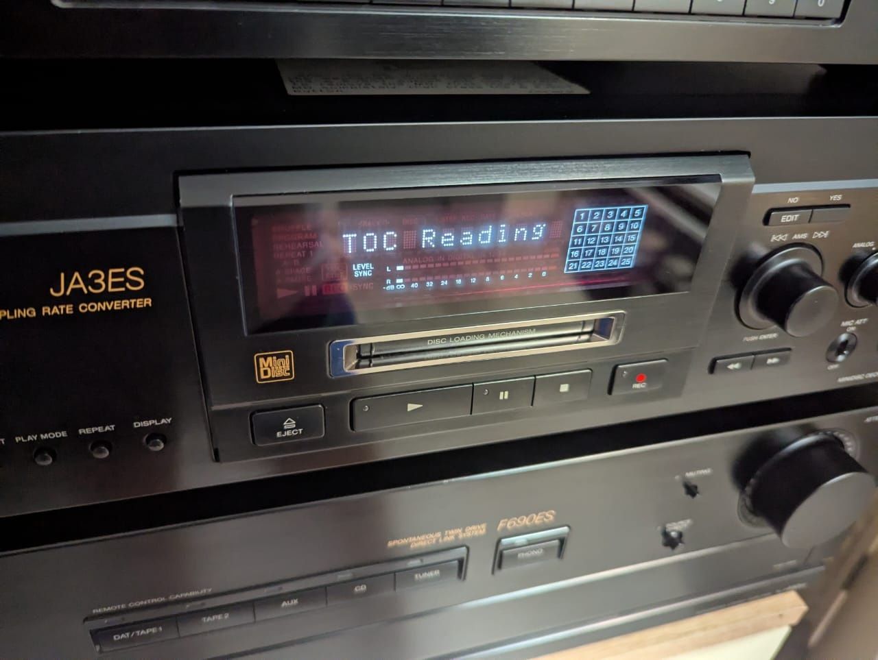 Минидисковая дека Sony MDS-JA3ES