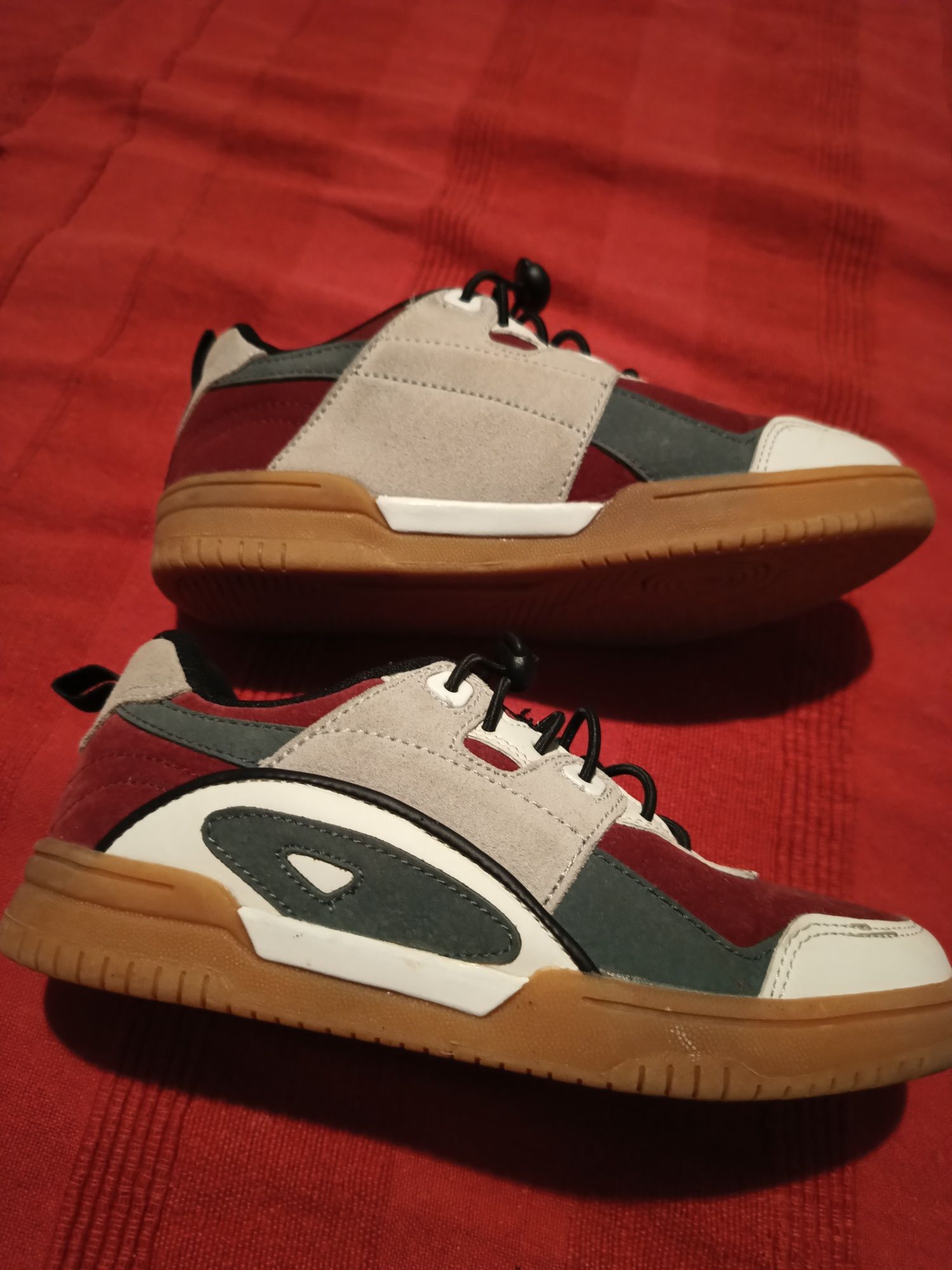 Adidasy Reserved rozmiar 34, chłopięce