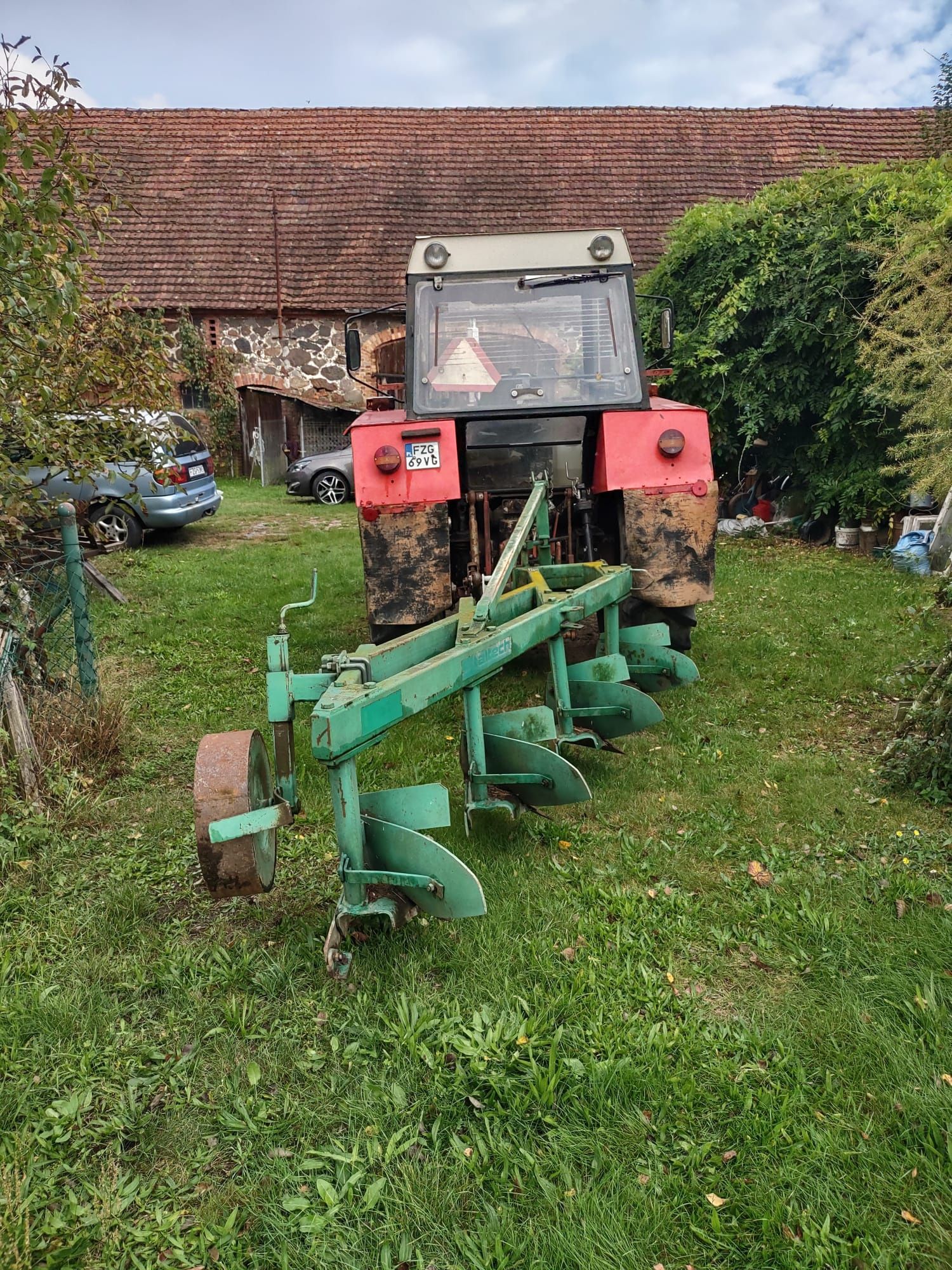 Ciągnik Zetor 8011