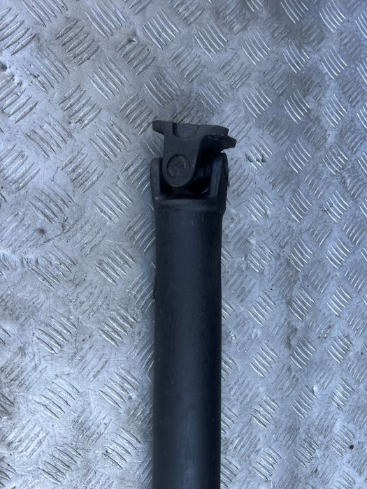 Кардан Mitsubishi pajero 1986 год паджеро обьем 2.0 бенз