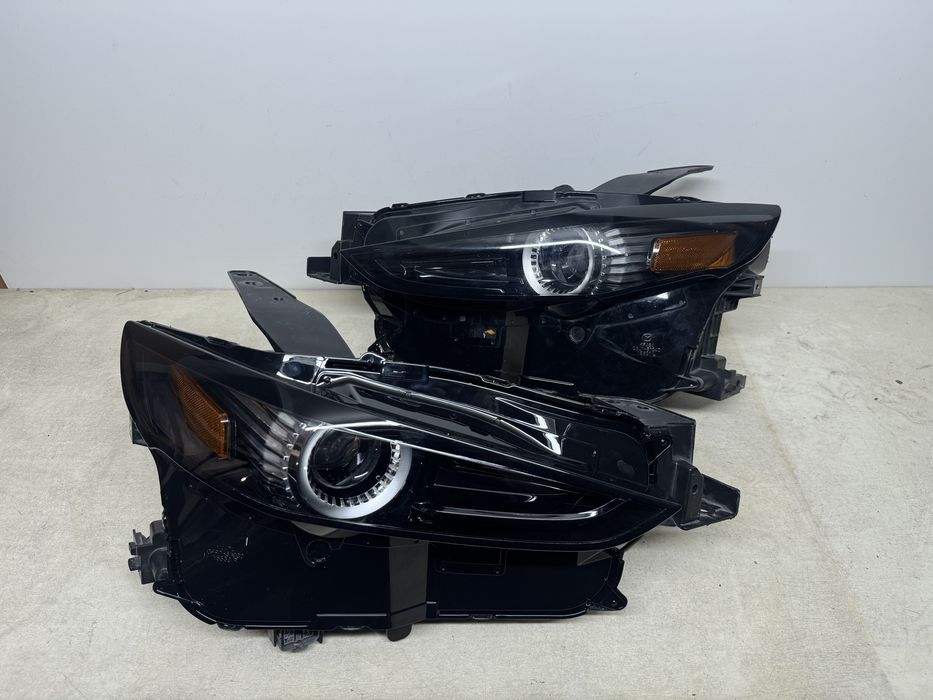 Фара левая правая mazda cx30 2020-23 (13 пинов)