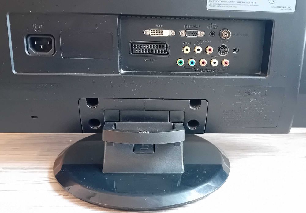 Monitor LG FLATRON M228WA-BZ 22 cale
