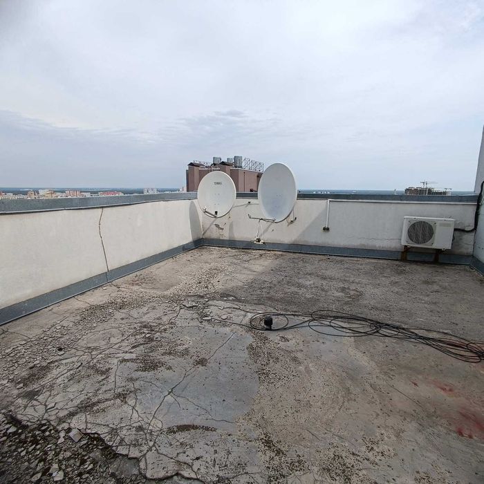 Без комісії ! Оренда офісу 140 метрів, Львівська 22А, на 26 поверсі.