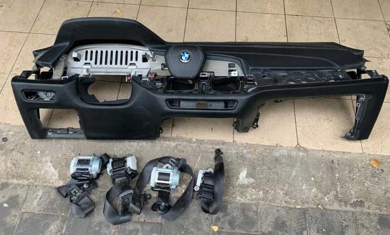 BMW X3 G05 Airbag безпека торпедо панель приладів консоль