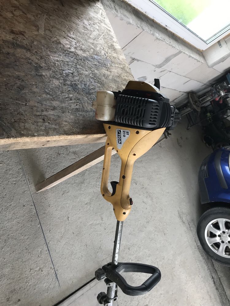 Podlaszarka spalinowa Stiga St210