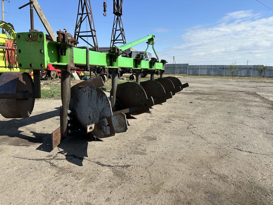 Плуг 5 корпусний ПЛН 5-35 ПНБ 5