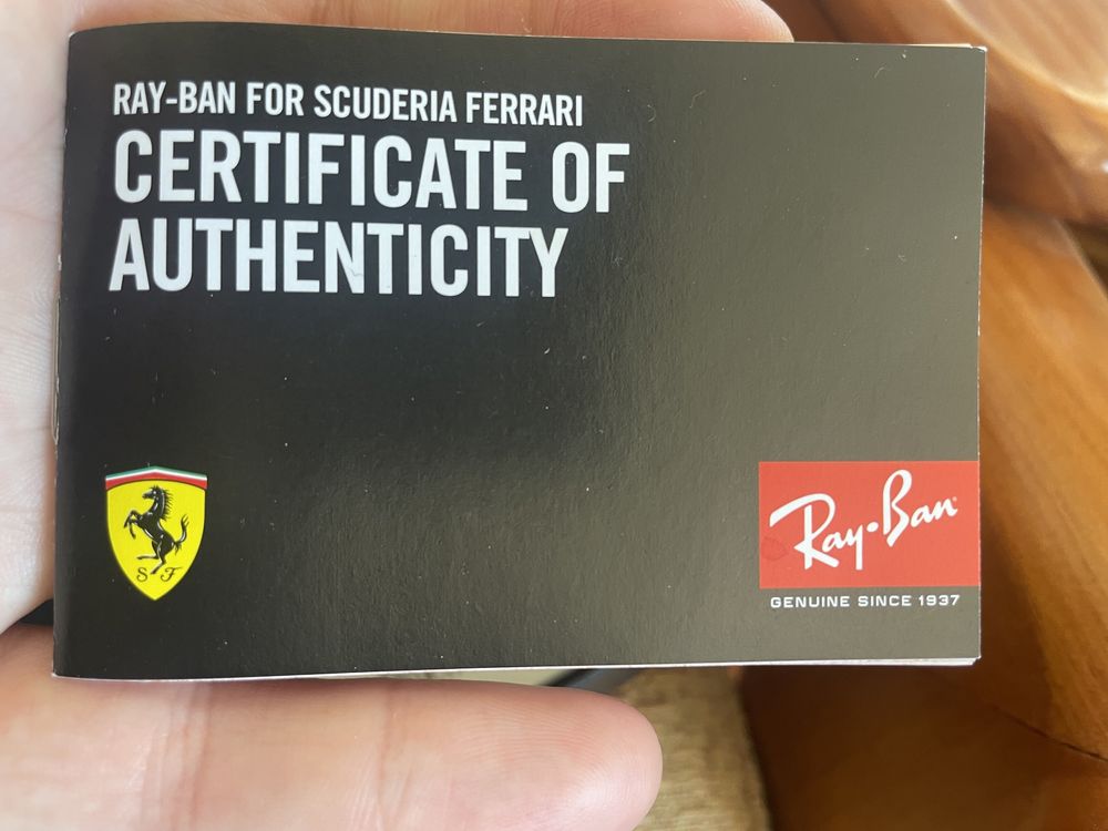 Óculos sol RayBan Ferrari