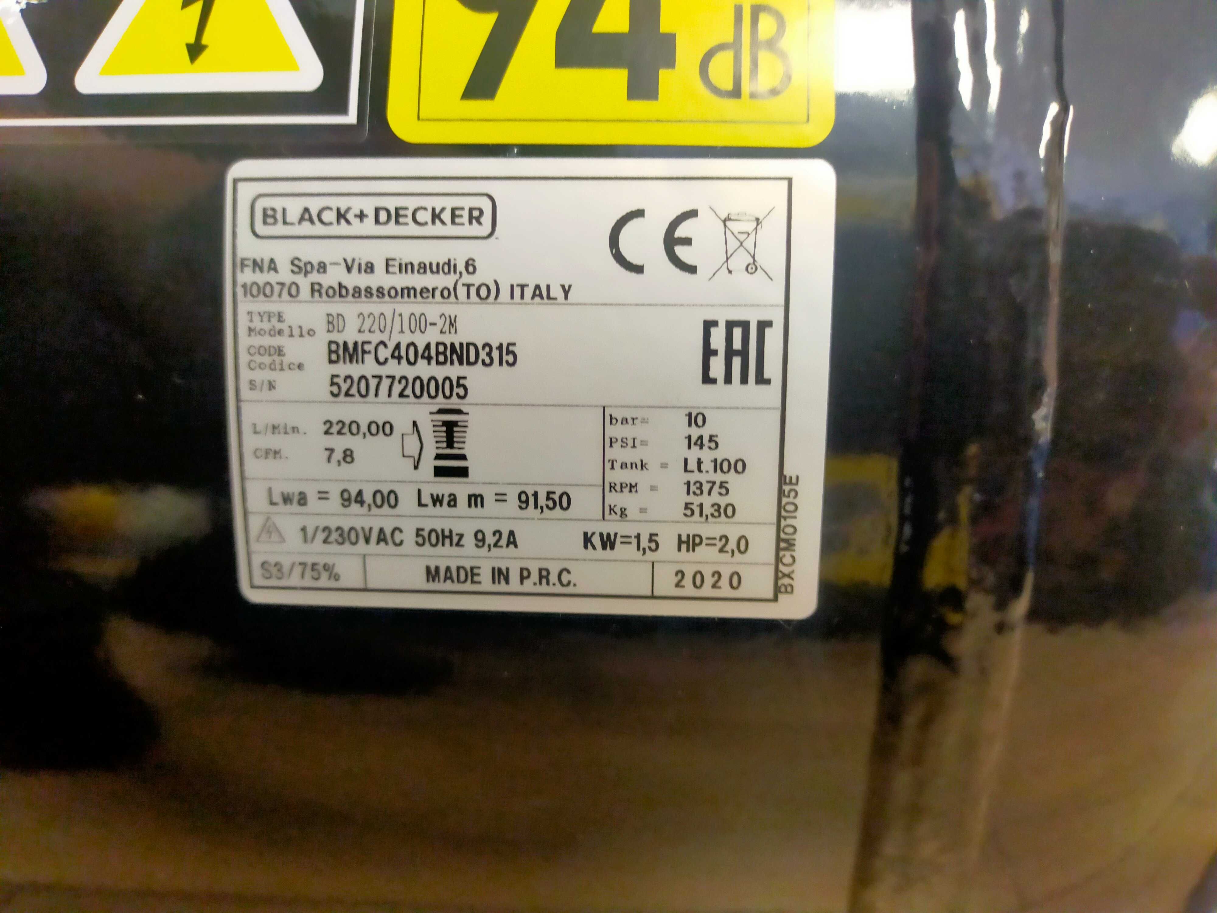 Kompresor tłokowy BLACK + DECKER BD 220/100-2M