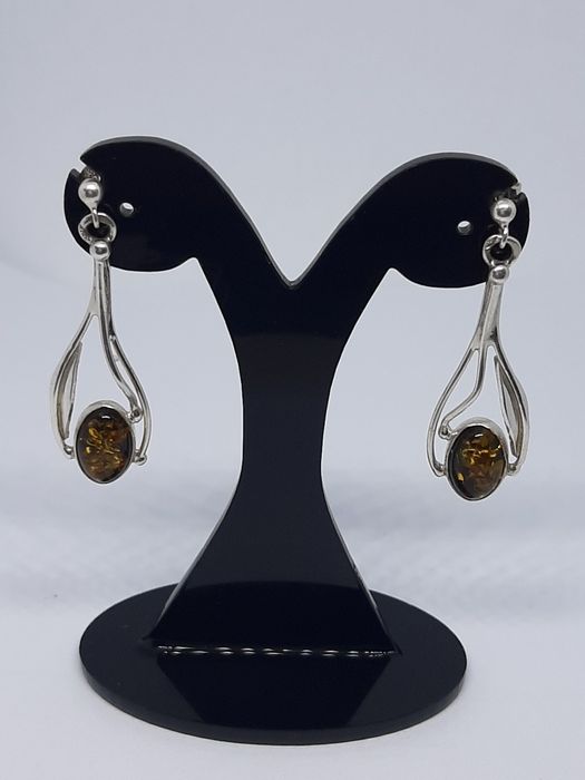 Kolczyki wiszące ze srebra, srebro 925 z bursztynem