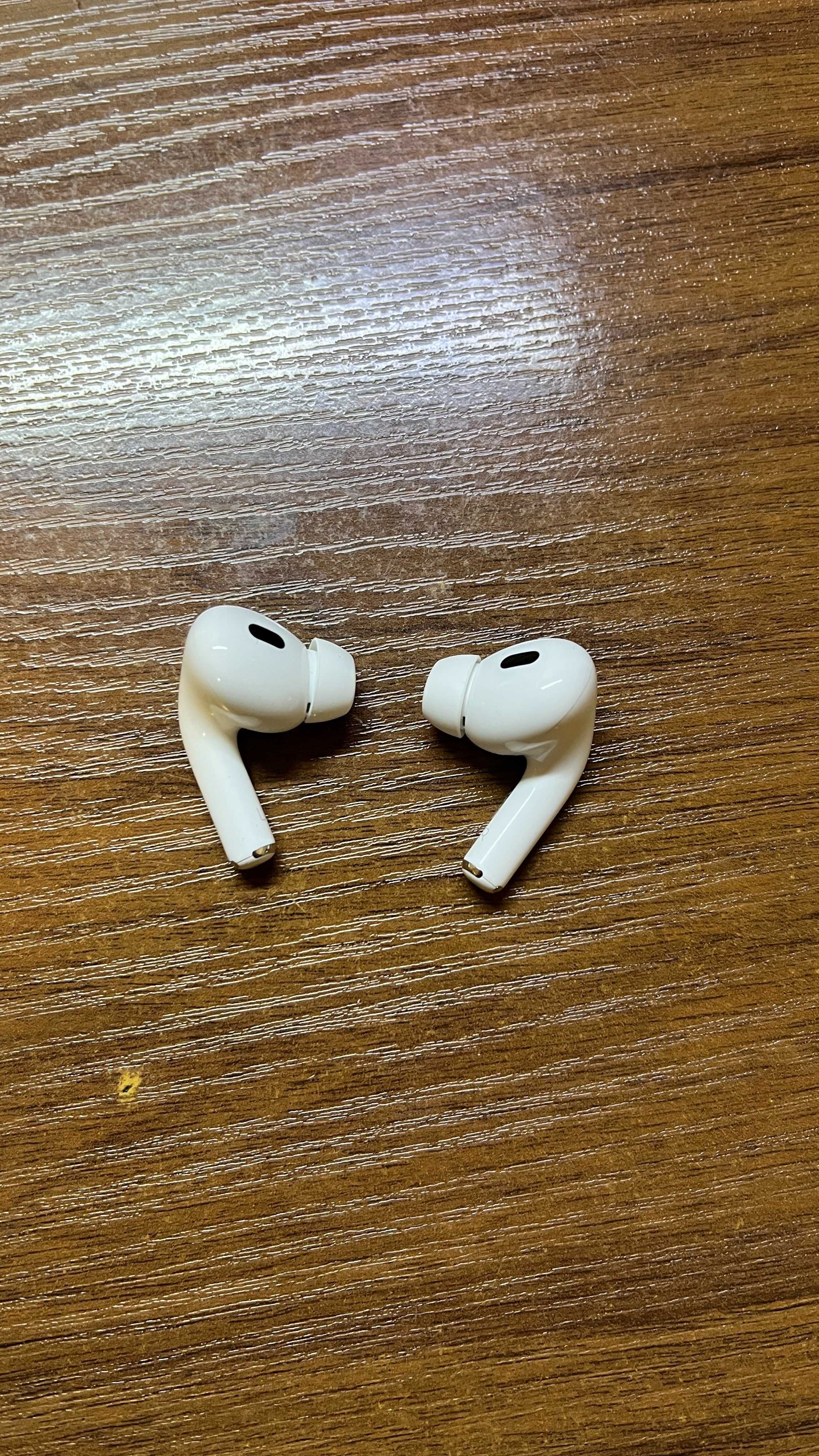 Стан ідеальнй!  Apple AirPods Pro 2