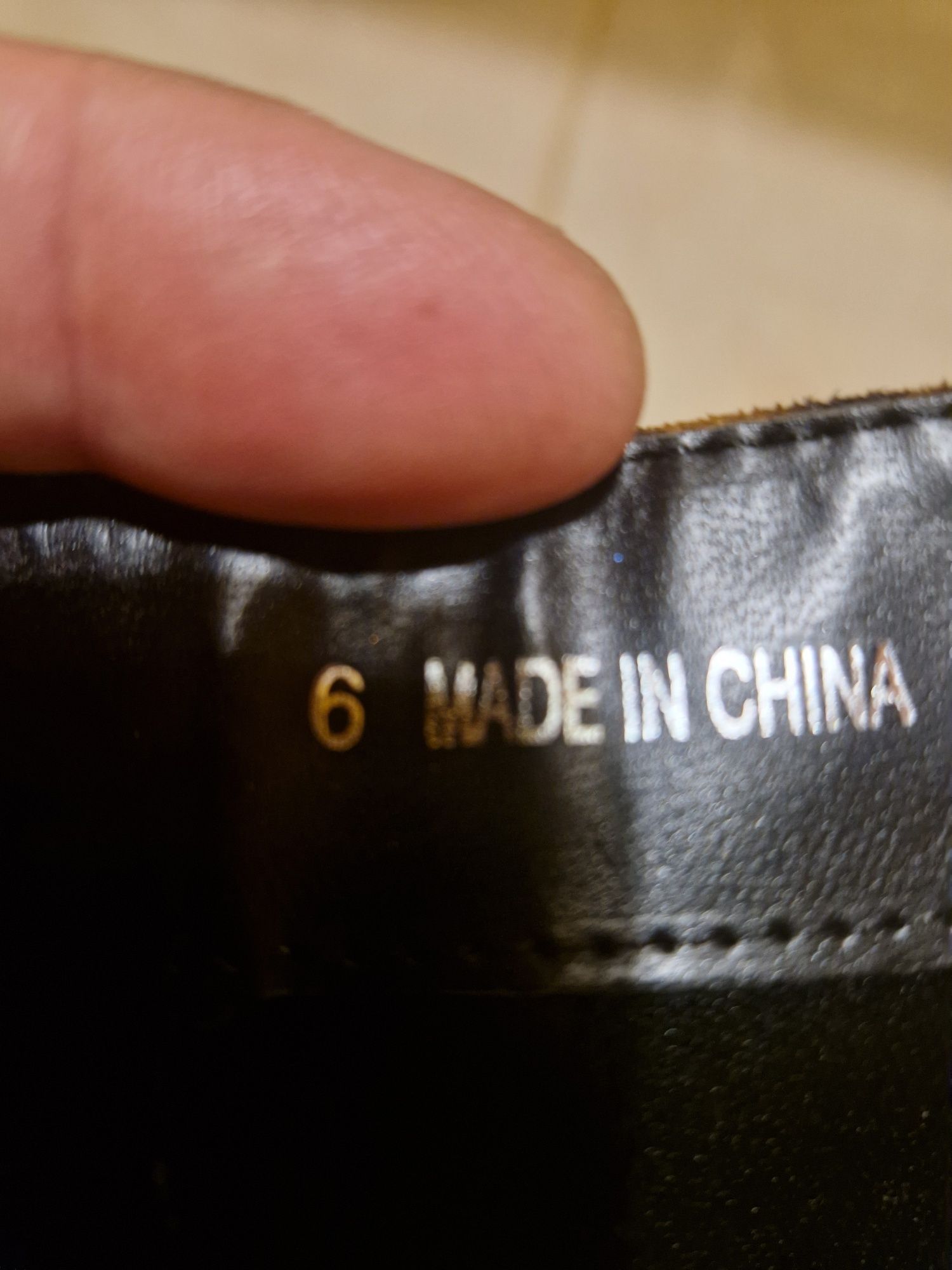 Buty beżowe panterkowe boki r 37