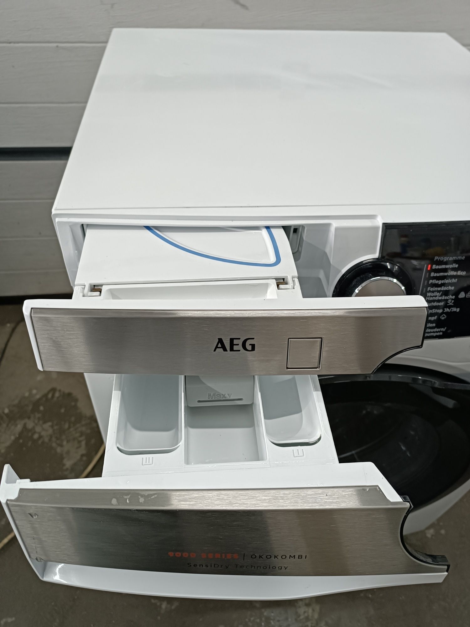 Крута прально-сушильна машина AEG 9000/А+++/10|6 Кг