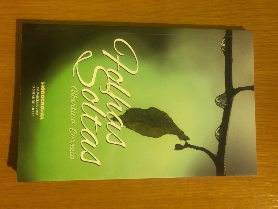 Albertina Correia - Folhas Soltas