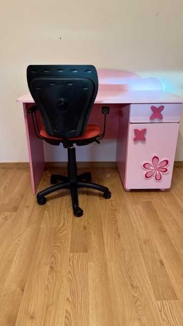 Biurko różowe Calineczka lampa kinkiet Łóżko młodzieżowe dziecięce 90