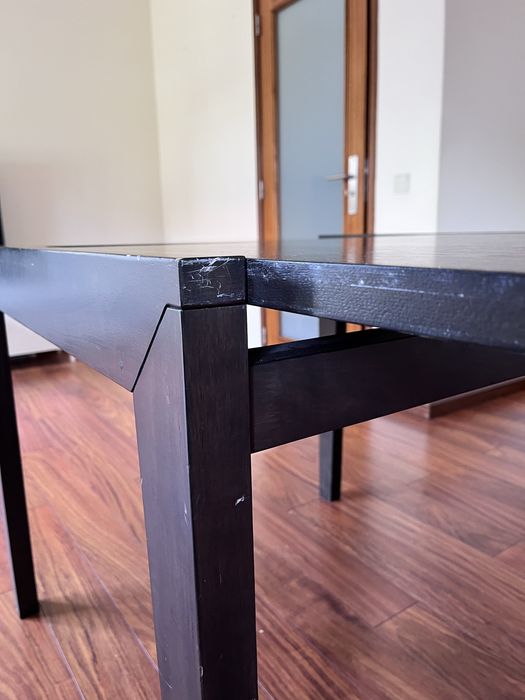 Mesa de Jantar + 2 cadeiras