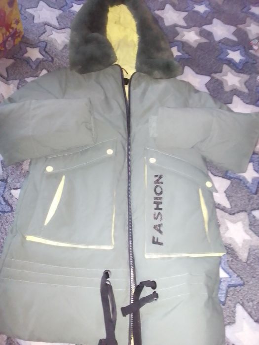 Зимова куртка                .