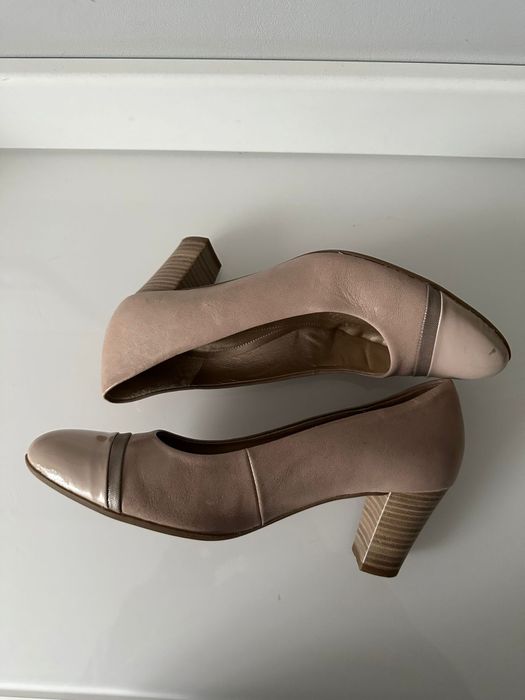 GABOR COMFORT 38 czółenka nude beż pantofle słupek baleriny skóra NOWE