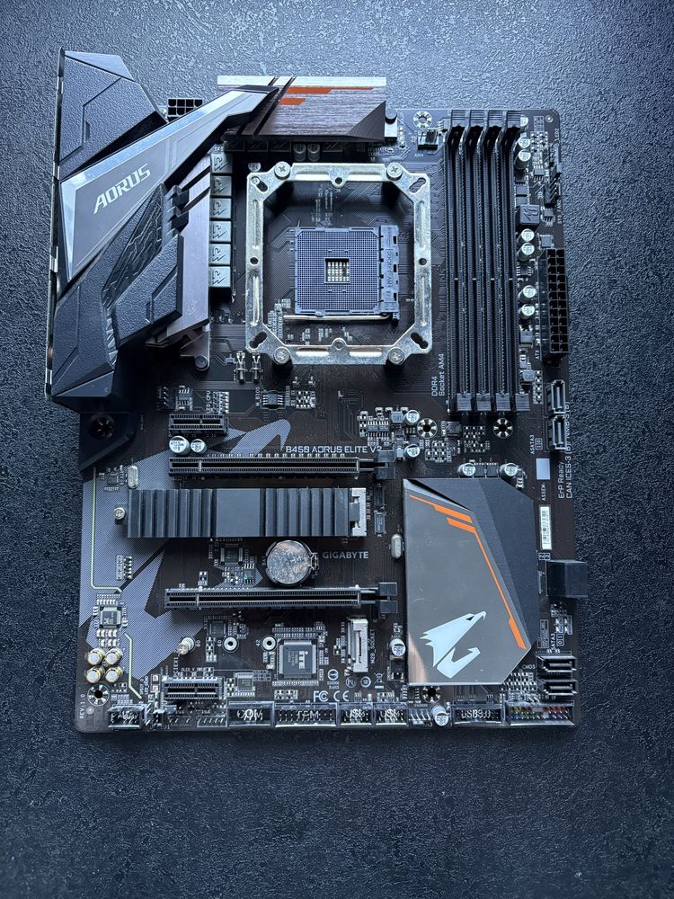 Zestaw procesor AMD Ryzen 7 3700x + płyta główna Aorus + Ram 16GB DDR4