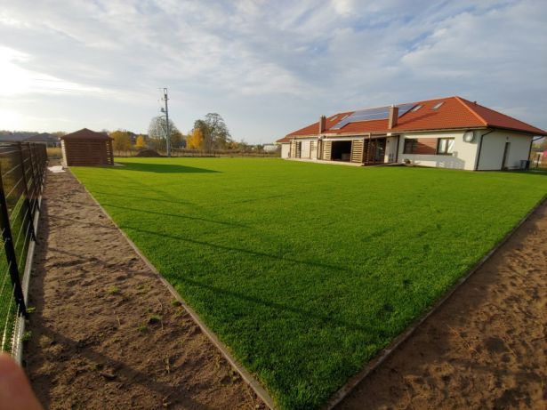 Trawniki Trawa z rolki zakładanie trawników z rolki lub siewu