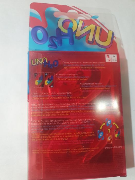 Cartas uno ha prova de agua