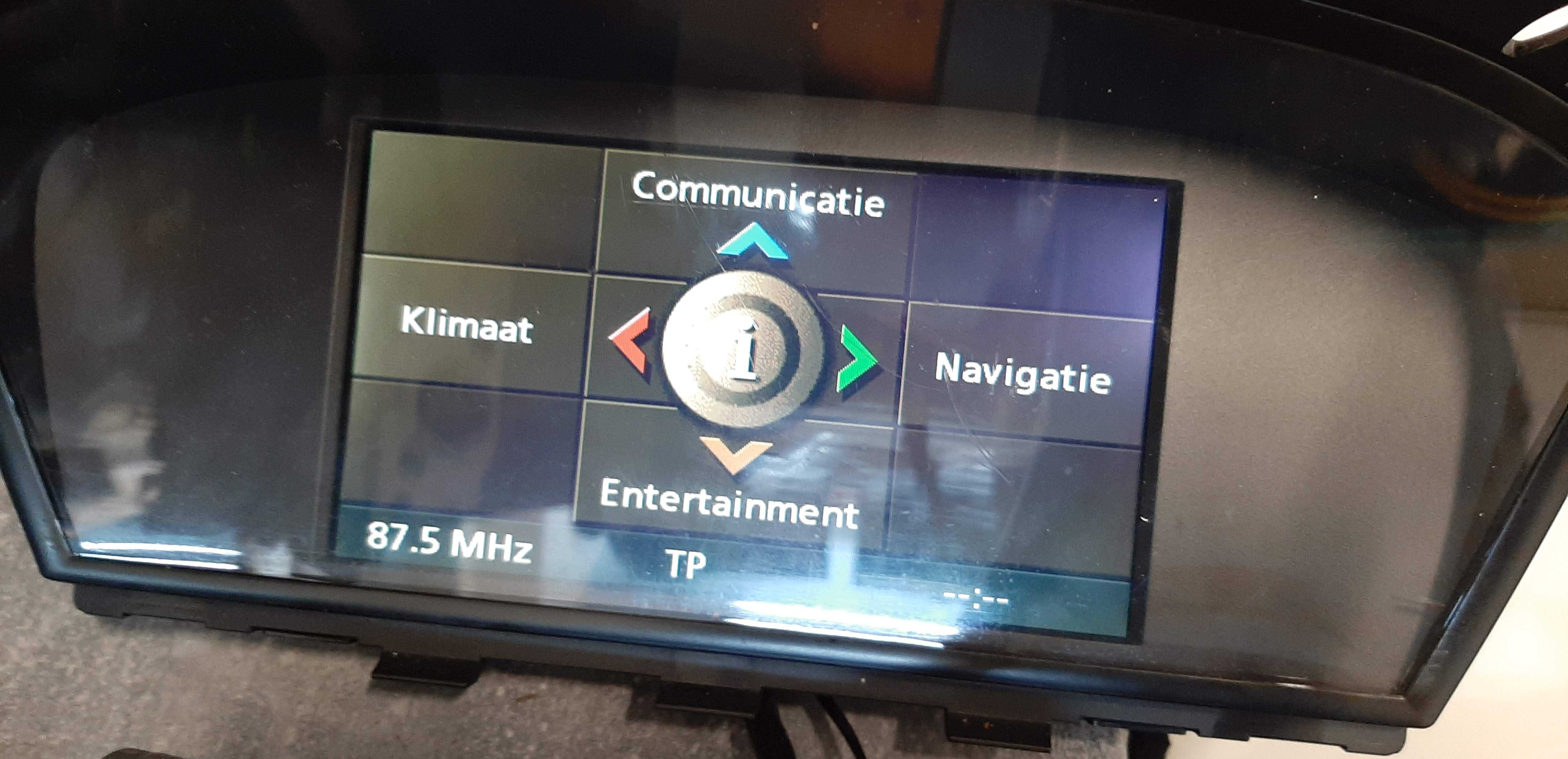 Naprawa nawigacji BMW CCC/CIC – E60 E90 E70 + PL + 2 lata GW – 499zł