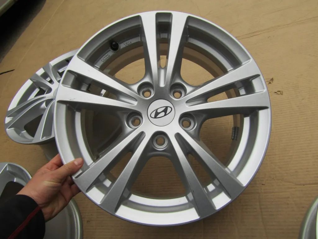 4x Felgi 16 Hyundai i30 I II III ix35 ix20 ix25 Tucson Kia + czujniki TPMS