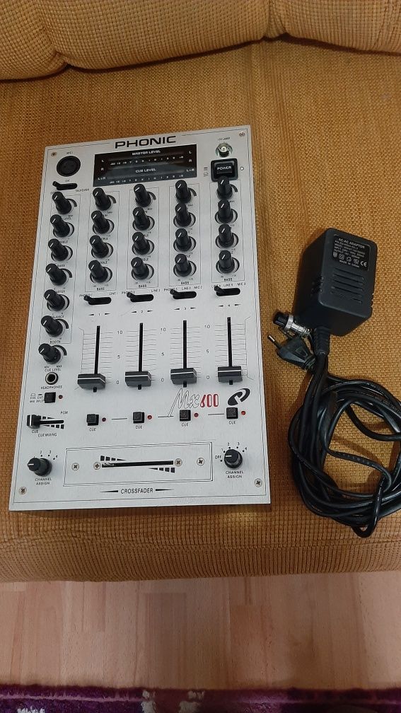 Микшерный пульт DJ Микшер mixer Phonic MX600 5Line+3Phono+3Mic