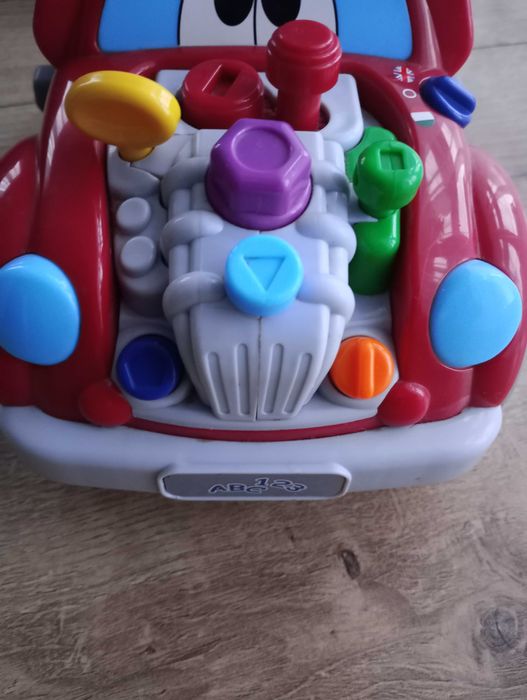 Interaktywne autko Chicco