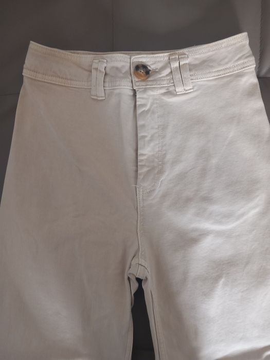 Calças Stradivarius