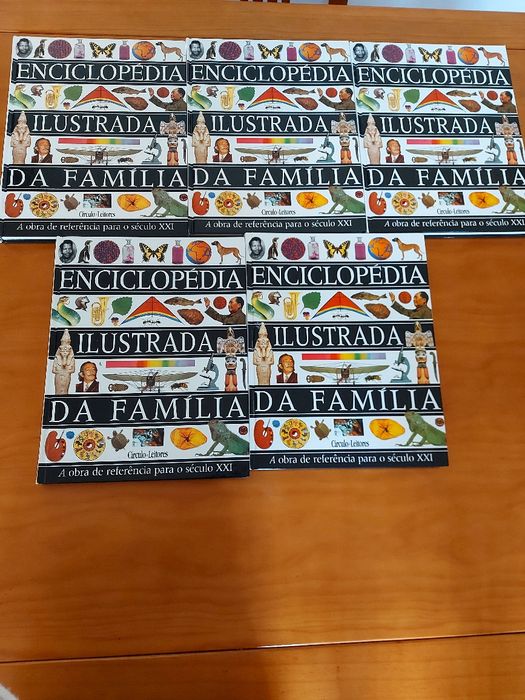 Enciclopédia Ilustrada da Família