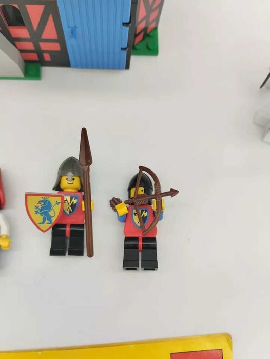 lego 6067 Castle: Guarded Inn,karczma komplet 100%