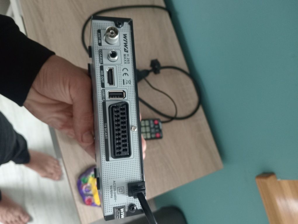 Dekoder dvbt telewizja naziemna dekoder tv wiwa pilot. okazja!