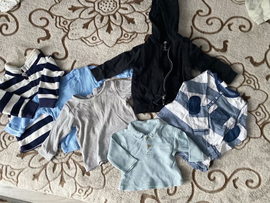 Лот одягу для хлопчика від народження і до 9 місяців