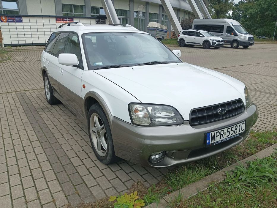 Subaru Outback 2.5 LPG 4x4 skóry klima manual