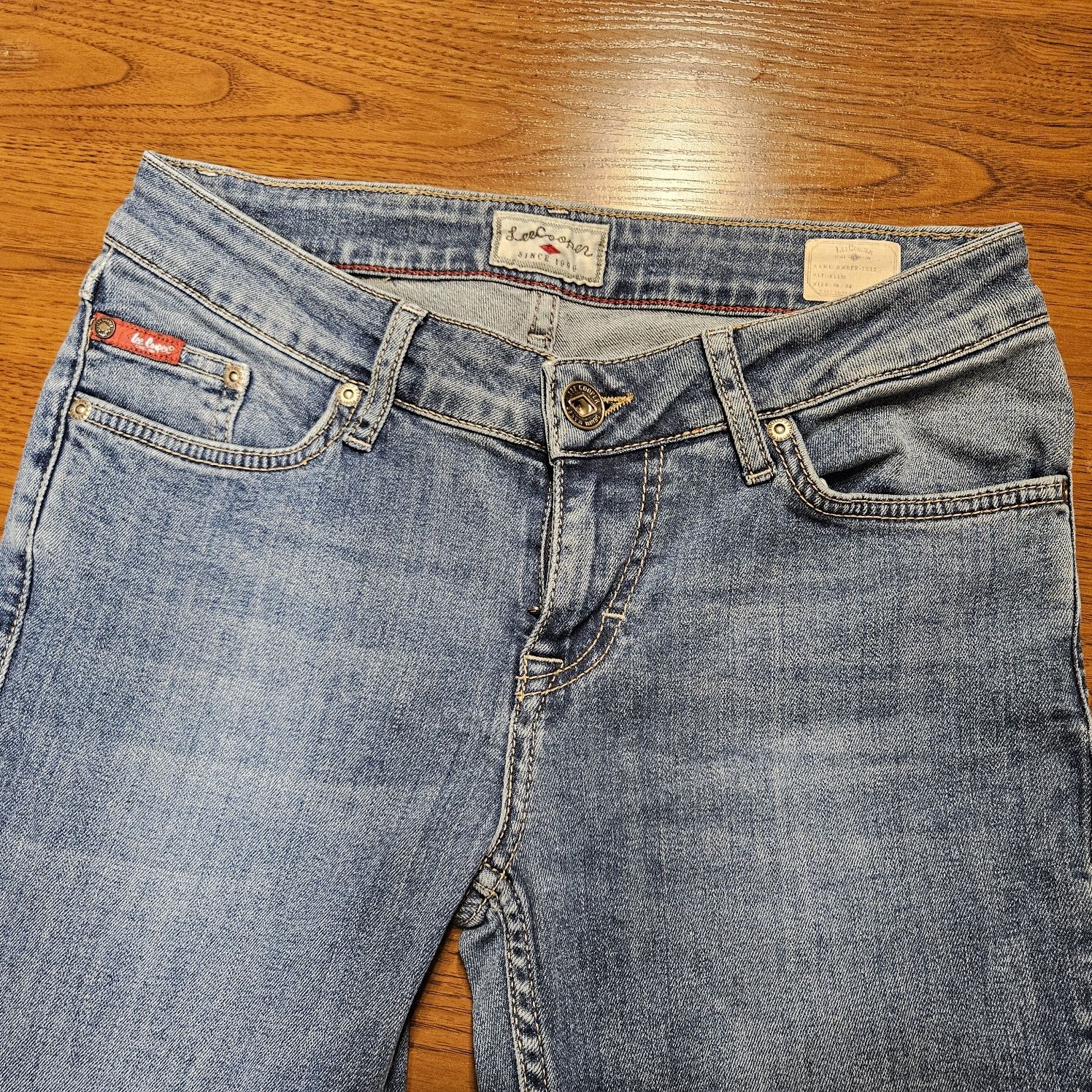 Jeansy lee cooper