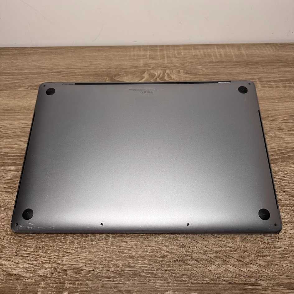 MacBook Pro 16" i9 / 32Gb DDR4 / SSD 1Tb / Radeon 5500m (код: M0458)