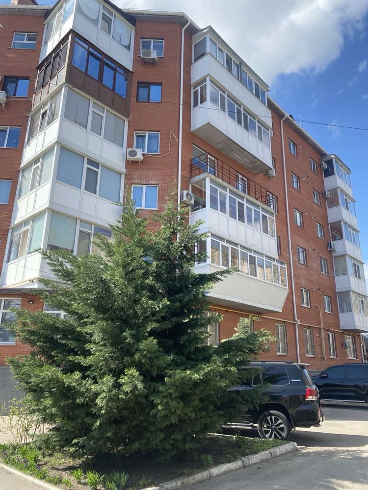 Продаж 2-кім. квартири 108 м2