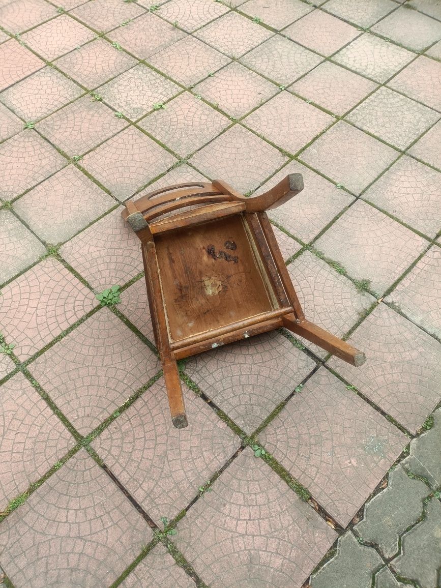 Ретро вантаж крісло