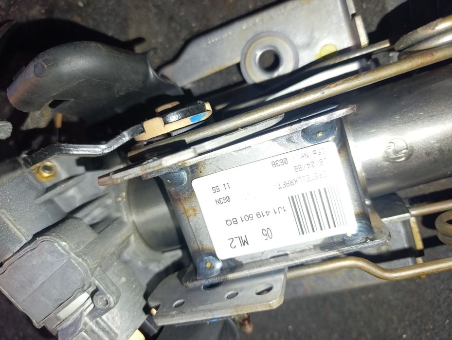 Stacyjka mechanizm kluczyk przekładnia kierownicza volkswagen golf 4