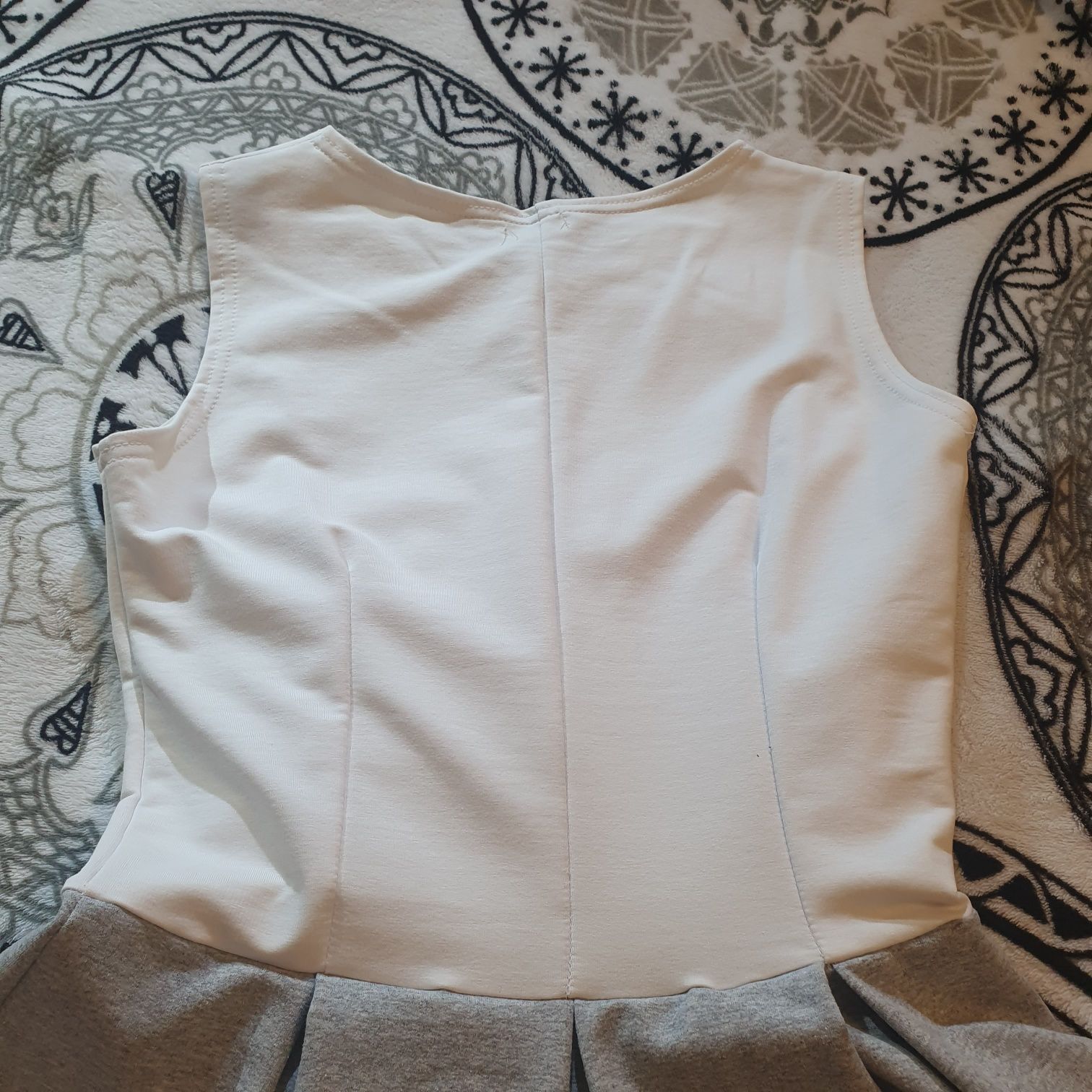 Sukienka mini roz 38/M biało szara