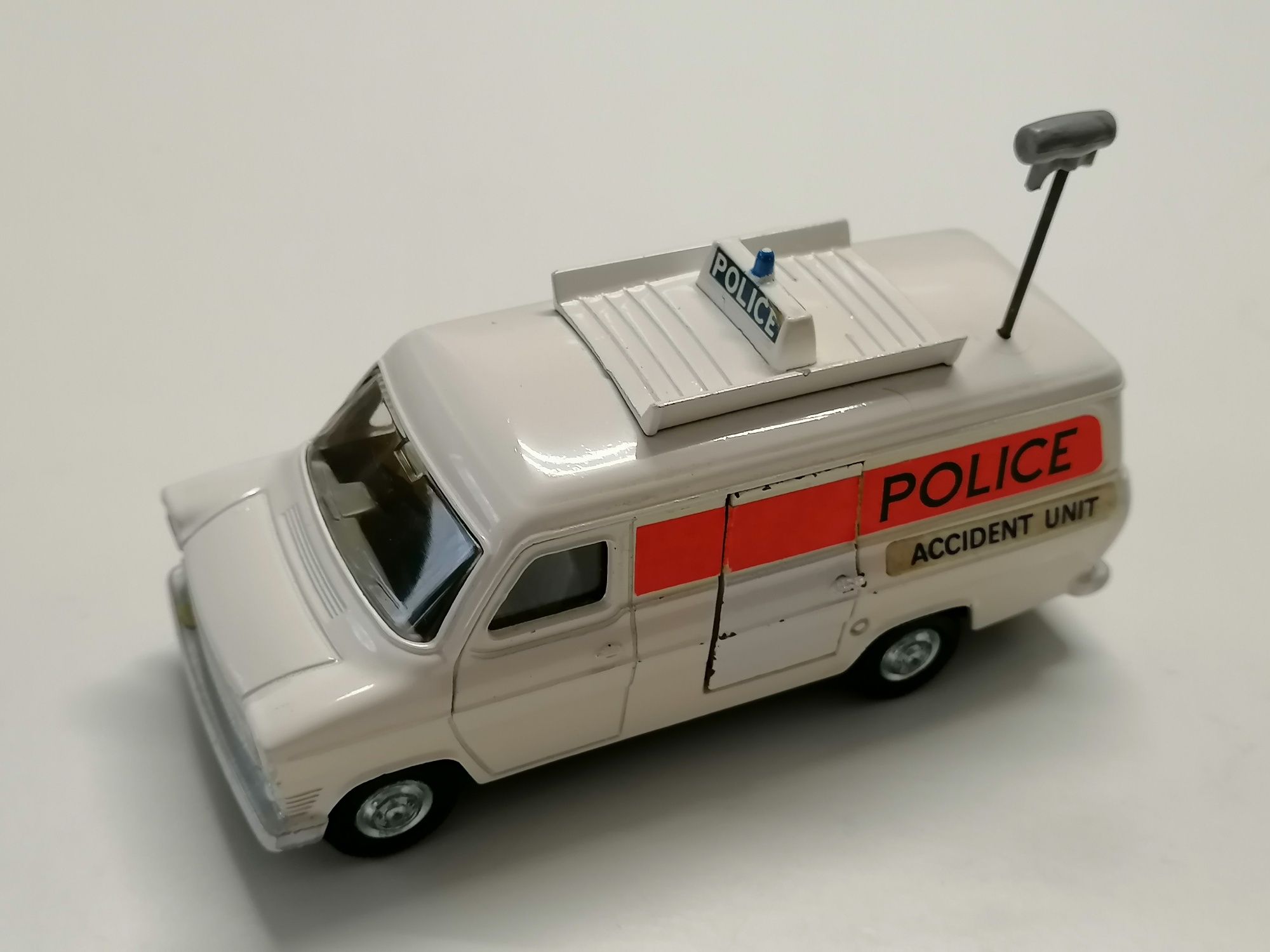Dinky Toys Ford Transit Van