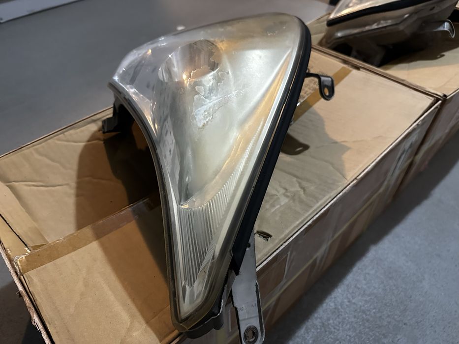 Lampy przednie Toyota Land Cruiser 120  rocznik 2007 rok